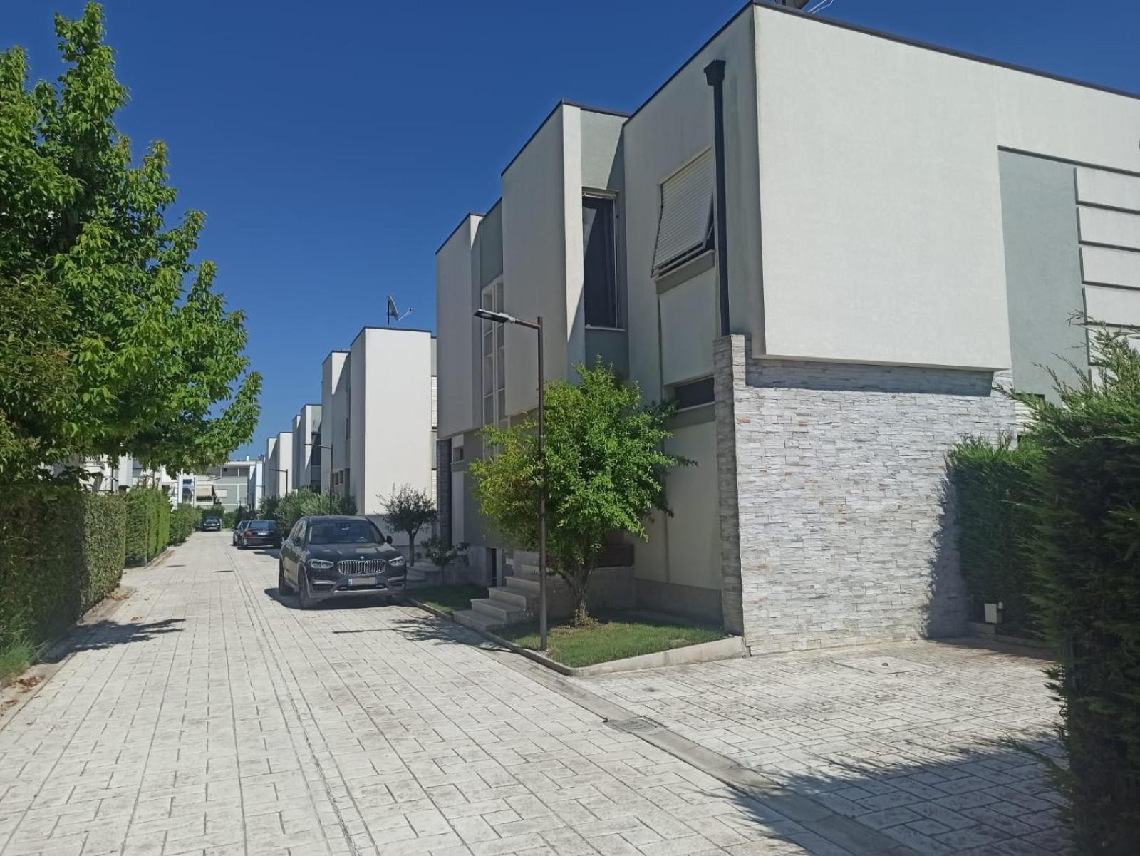 Villa Eden 111, Perla Resort, Bay Of Lalzi Durres Bagian luar foto